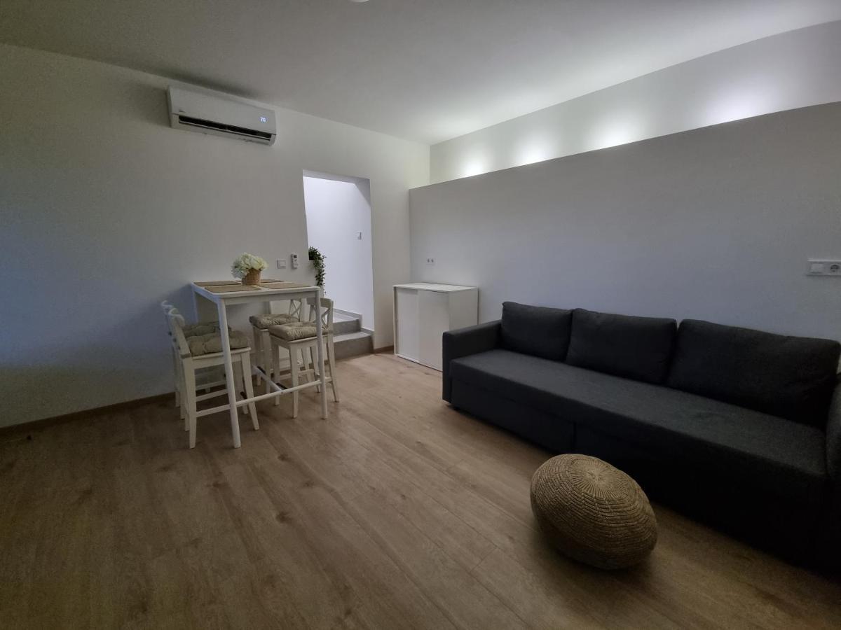 Apartments "M" Pula Bagian luar foto